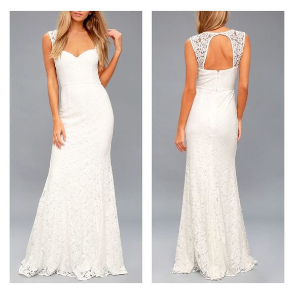 Lulus Dresses & Skirts - Lulu’s NWT Rosetta ivory white lace sweetheart mermaid cut gown or simple weddin